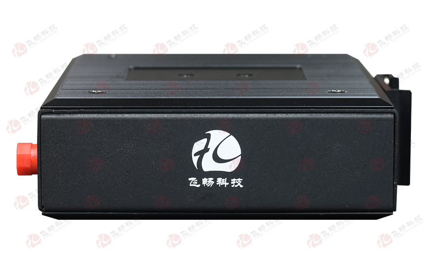 飛暢科技-非網管 工業(yè)級4路百兆以太網 光纖收發(fā)器